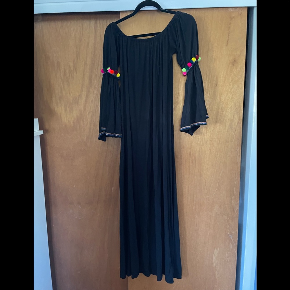 Pitusa Off the Shoulder Maxi